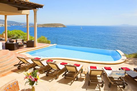 Luxury Villa in Mallorca, Collection: Villa Azure in Cala Vinas